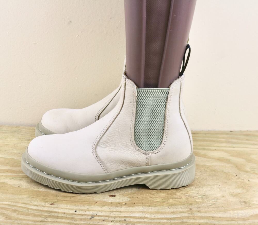 Doc Dr Martens Boots Womens 7 Beige 2976 Mono Milled Nubuck Leather Chelsea